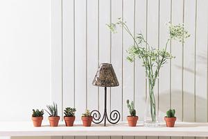 部屋を盛り上げるおしゃれな目覚まし時計